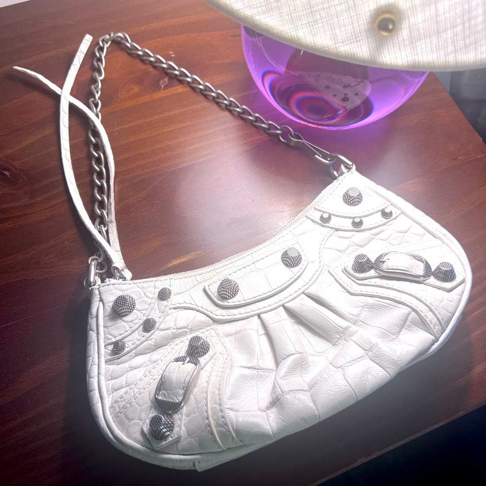 🤍🤍 BALENCIAGA LE CAGOLE MINI BAG WITH CHAIN CROCODILE 🐊 EMBOSSED IN WHITE
